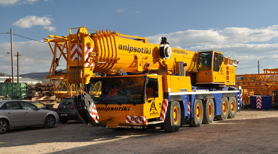 Mobile Crane