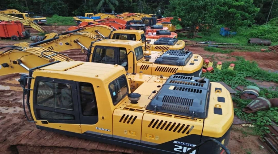 Excavator210